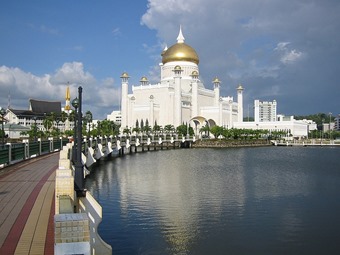 Mosque_bsb_brunei