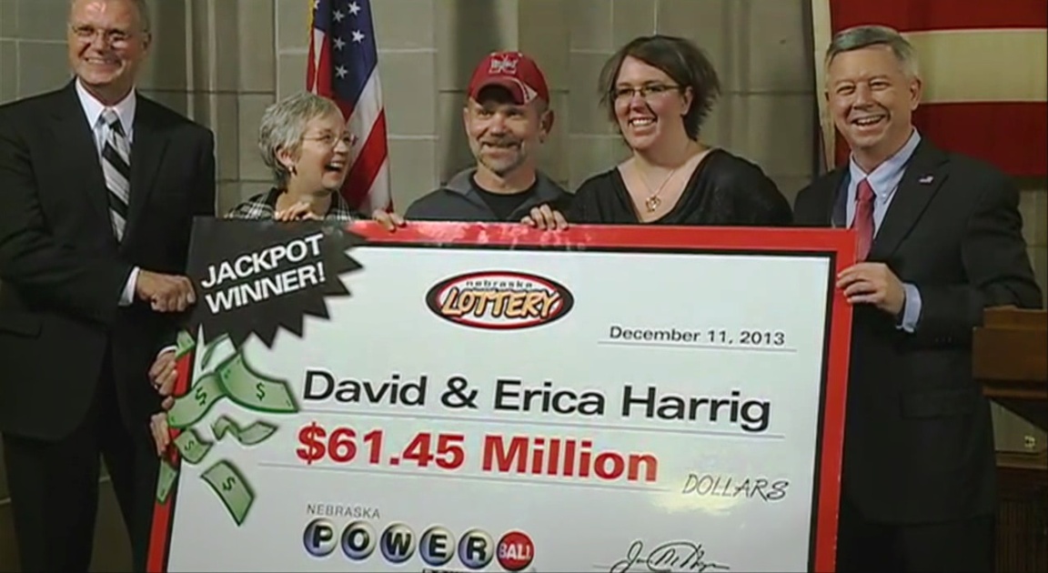 David and erica harrig Maureen and Stephen hinckley  Powerball Jackpot in US